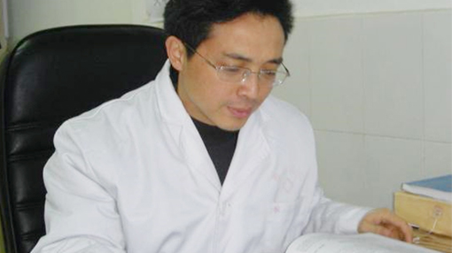 雅安仁康醫(yī)院院長崔建強：尋找理想與現實的結合點